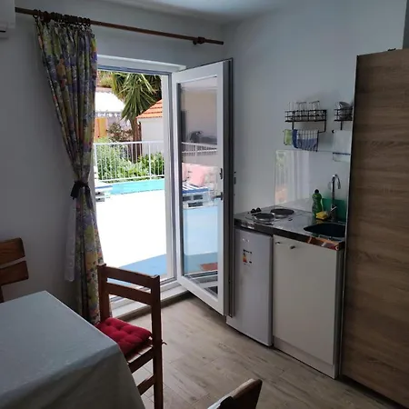 Domi Apartamento Makarska