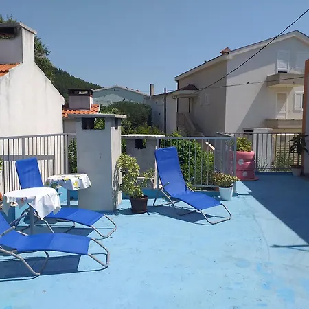 Domi Apartment